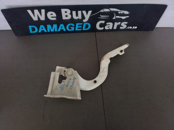 Toyota Yaris RHS Bonnet Hinge 2018 OEM