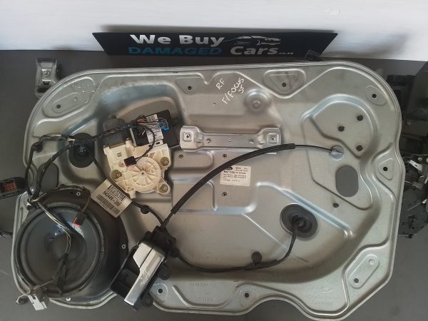 Ford Focus ST MK2 R/F Window Mechanism, Motor, Door Lock Complete OEM - Image 4