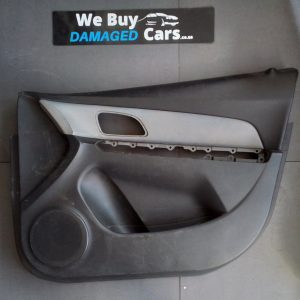 Chevrolet Cruze 1.6 R/F Door Pad 2011 OEM