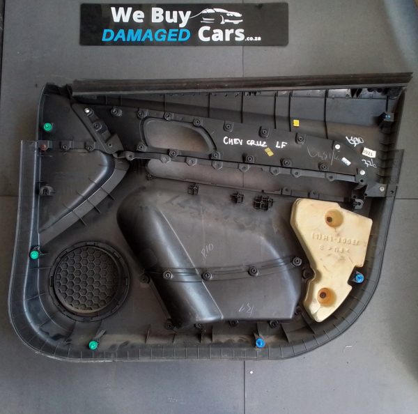 Chevrolet Cruze 1.6 L/F Door Pad 2013 OEM - Image 3