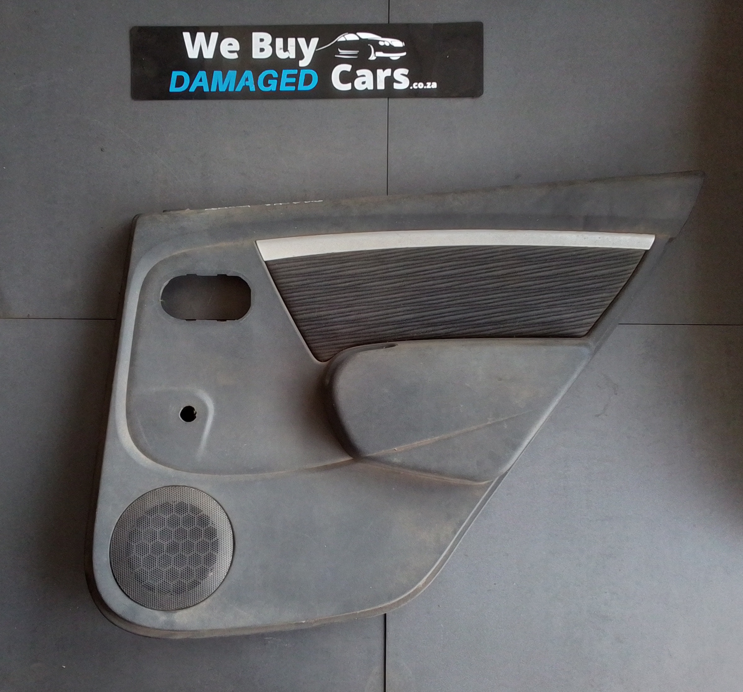 Renault Sandero 1.6 R/R Door Pad 2011 OEM
