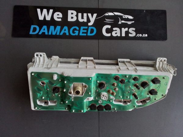 Toyota Corolla/Conquest 1.3 Cluster 1995 OEM - Image 3