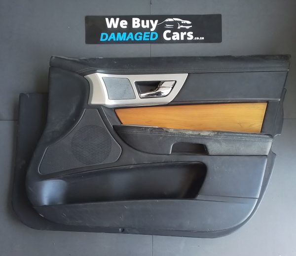 Jaguar XF 3.0 R/F Door Pad OEM